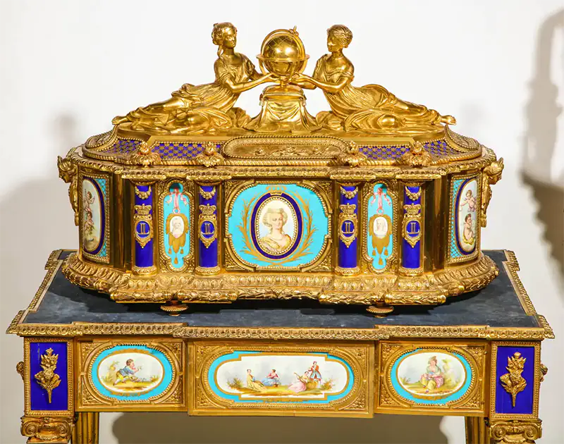 Important Rare French Ormolu Sevres Style Porcelain Jewelry Box on Bronze Table 1880 7 Important Rare French Ormolu Sevres Style Porcelain Jewelry Box on Bronze Table