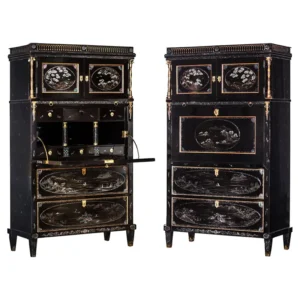 A fine pair of Japanese export lacquer secretaires owned by Sir Stamford Raffles 1813 9 A fine pair of Japanese export lacquer secretaires owned by Sir Stamford Raffles 1813