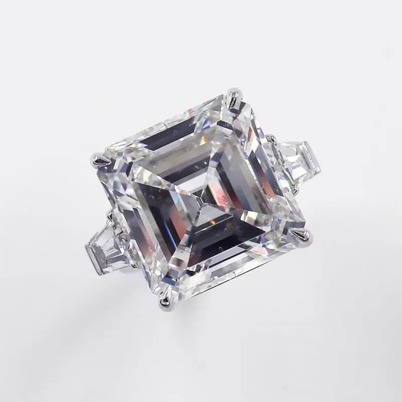 J. Birnbach GIA 21.13 Carats Ascher Cut Diamond Ring with Tapered Baguettes 4 J. Birnbach GIA 21.13 Carats Ascher Cut Diamond Ring with Tapered Baguettes