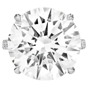 GIA Ct. 10.39 ct Total Weight Round Brilliant Cut Diamond ring