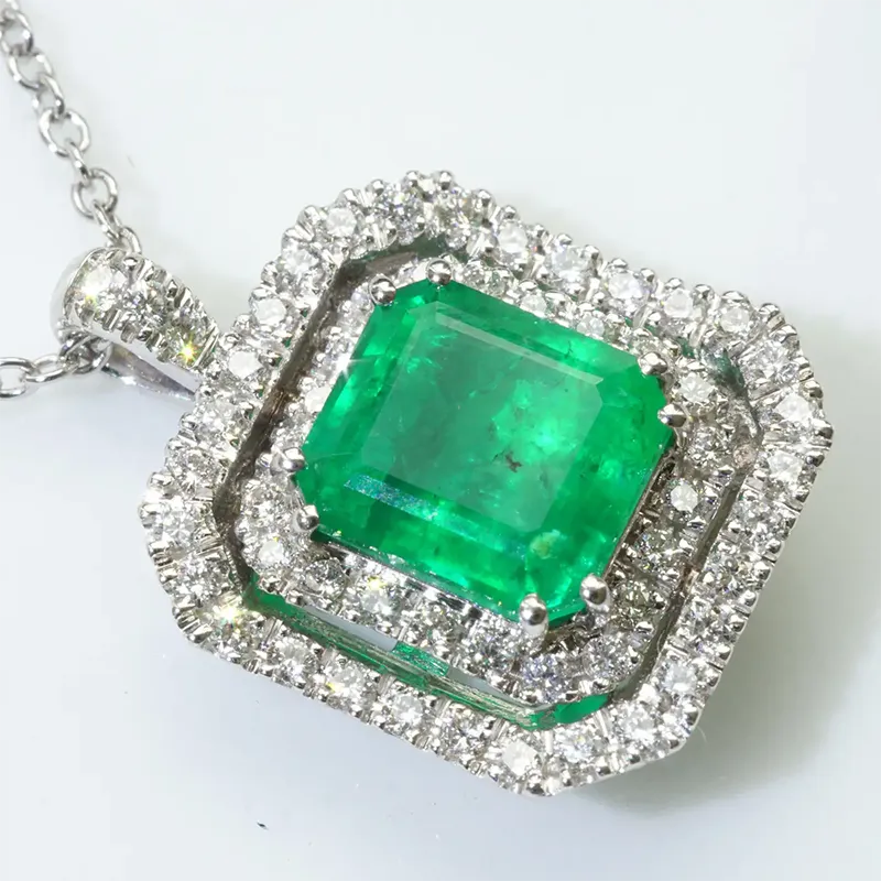 Emerald Diamond Pendant 3 Ct 0.41 Ct White Gold Panjshir Afghanistan Great Color 8 Emerald Diamond Pendant 3 Ct 0.41 Ct White Gold Panjshir Afghanistan Great Color
