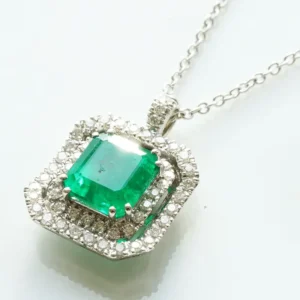 Emerald Diamond Pendant 3 Ct 0.41 Ct White Gold Panjshir Afghanistan Great Color 11 Emerald Diamond Pendant 3 Ct 0.41 Ct White Gold Panjshir Afghanistan Great Color