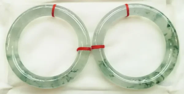 Important 1920s Glass Type Floating Flower Jadeite Bangles 段家玉 Duan Family Jade