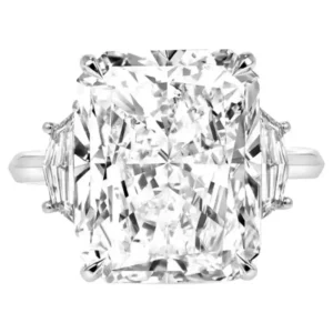 EXCEPTIONAL GIA Certified 8 Carat Radiant Cut Diamond E COLOR VVS Clarity Ring