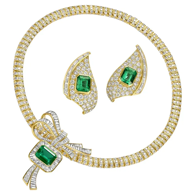 18 kt. Yellow Gold Adler Genève Set Necklace & Earrings With Emeralds & Diamonds 1 18 kt. Yellow Gold Adler Genève Set Necklace & Earrings With Emeralds & Diamonds