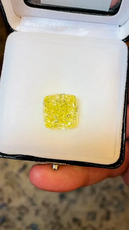 Emilio Jewelry 20.00 Carat Gia Certified Fancy Intense Yellow Diamond 6 Emilio Jewelry 20.00 Carat Gia Certified Fancy Intense Yellow Diamond