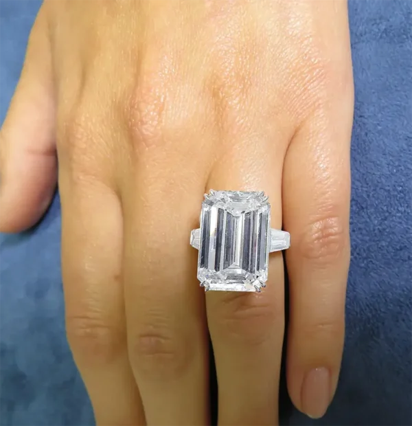 Vivid Diamonds GIA Certified 18.66 Carat Emerald Cut Diamond Engagement Ring - Image 4