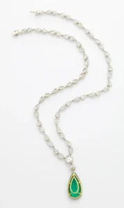 Rare Pear Shape 15.69cts Gübelin Cert Colombian Emerald Diamond Pendant Necklace 8 Pear Shape 15.69cts Gübelin Cert Colombian Emerald Diamond Pendant Necklace