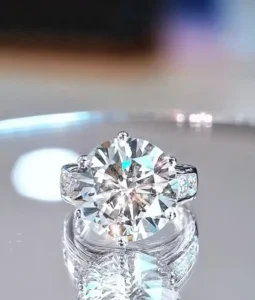 GIA Certified 10.00 Ct F/VS1 Round Brillant Cut Diamond 18K Gold Solitaire Ring