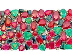Luxury Mughal Empire Burma Ruby Emerald & Sapphire Bracelet 18K Yellow Gold 9 Mughal Empire Burma Ruby Emerald & Sapphire Bracelet
