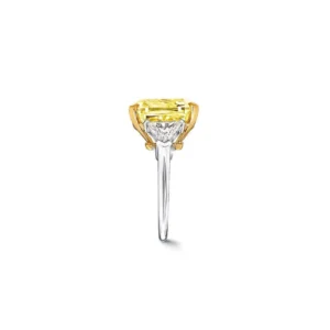20.04-Carat Fancy Yellow Diamond Ring Rare Color VS2 Clarity 5 20.04-Carat Fancy Yellow Diamond Ring Rare Color VS2 Clarity