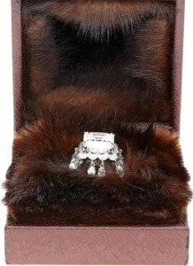 Luxury Boucheron Laperouse 8.03 Carat Emerald Cut G VS1 GIA Certified Diamond Ring 12 Boucheron Laperouse 8.03 Carat Emerald Cut G VS1 GIA Certified Diamond Ring