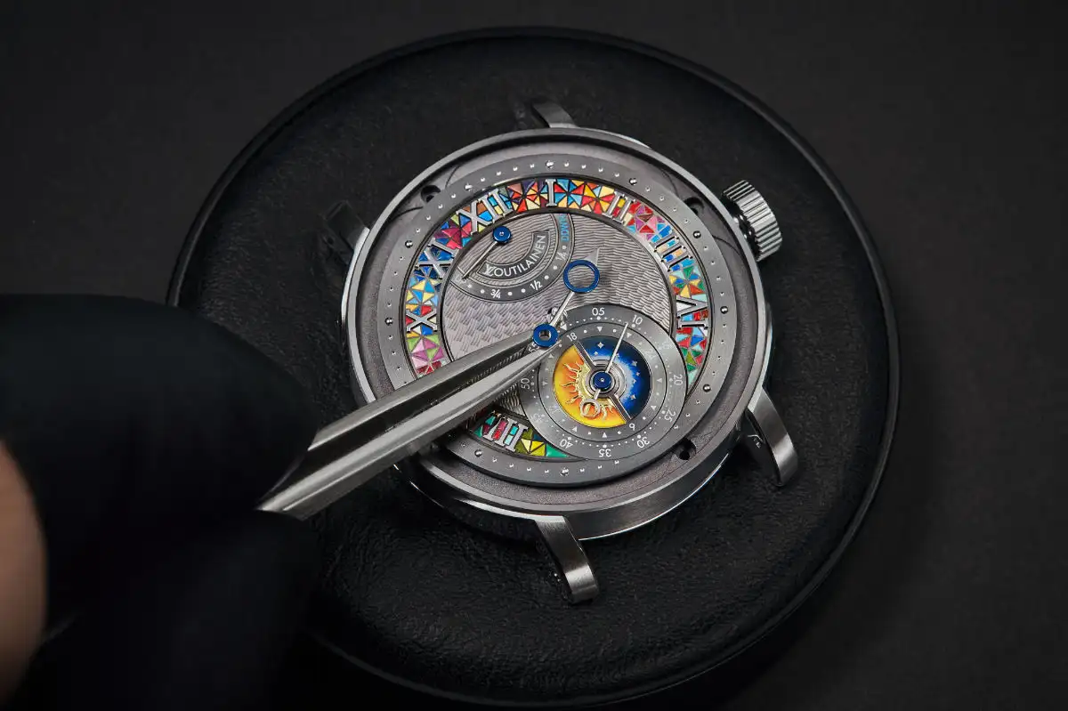 Stunning Louis Vuitton x Kari Voutilainen LVKV-02 GMR 6 Reference WATP11 2 Louis Vuitton x Kari Voutilainen LVKV-02 GMR 6 Reference: WATP11