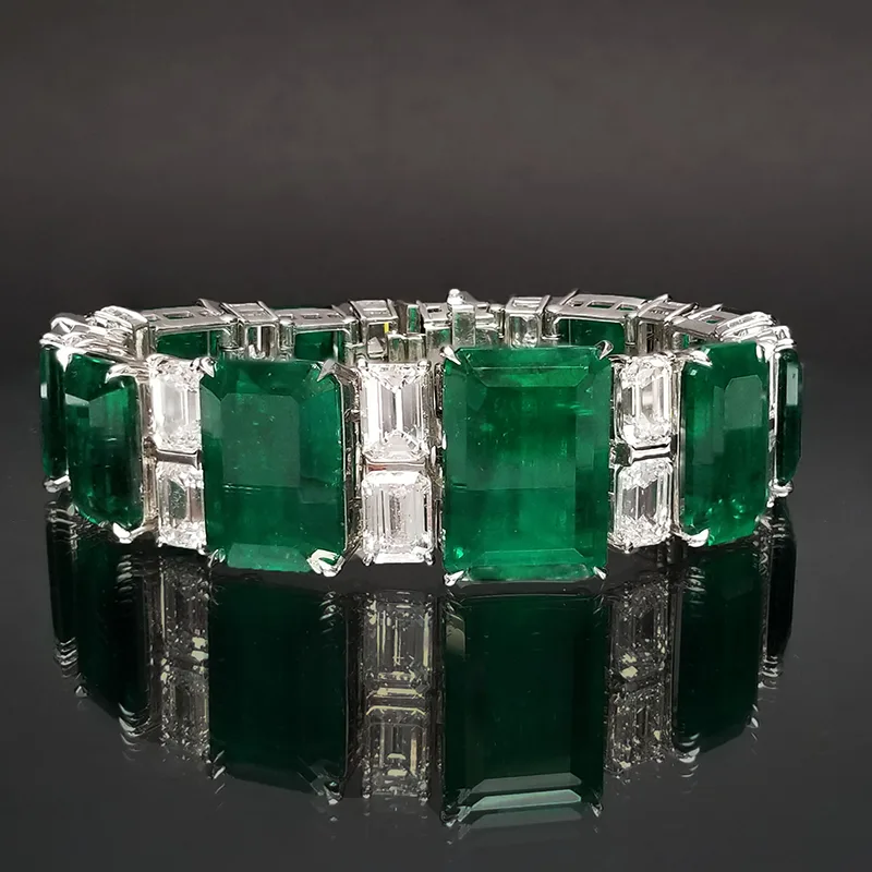 Stunning Scarselli 61.30 Carat Emerald Bracelet 1 Scarselli 61.30 Carat Emerald Bracelet